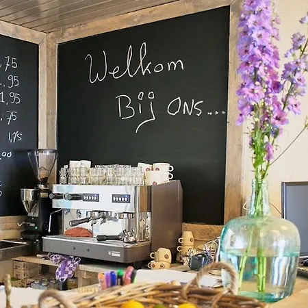 Cape Horn Bed & Breakfast Den Helder