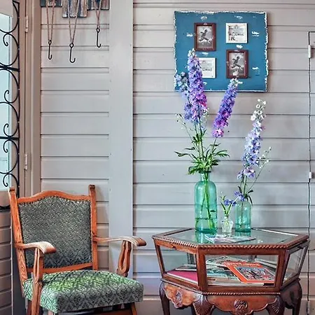 Cape Horn Bed & Breakfast *